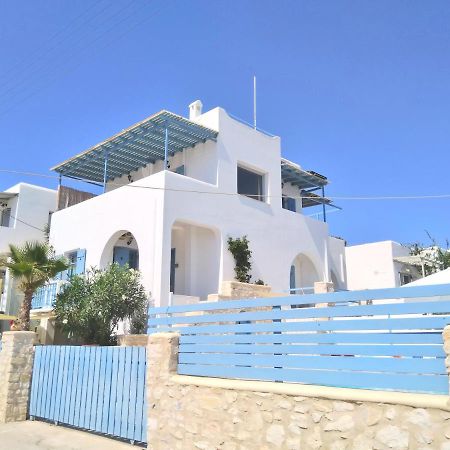 Villa Danae - Seaside Villa With Pool & Hot Tub Piso Livadi Exterior photo