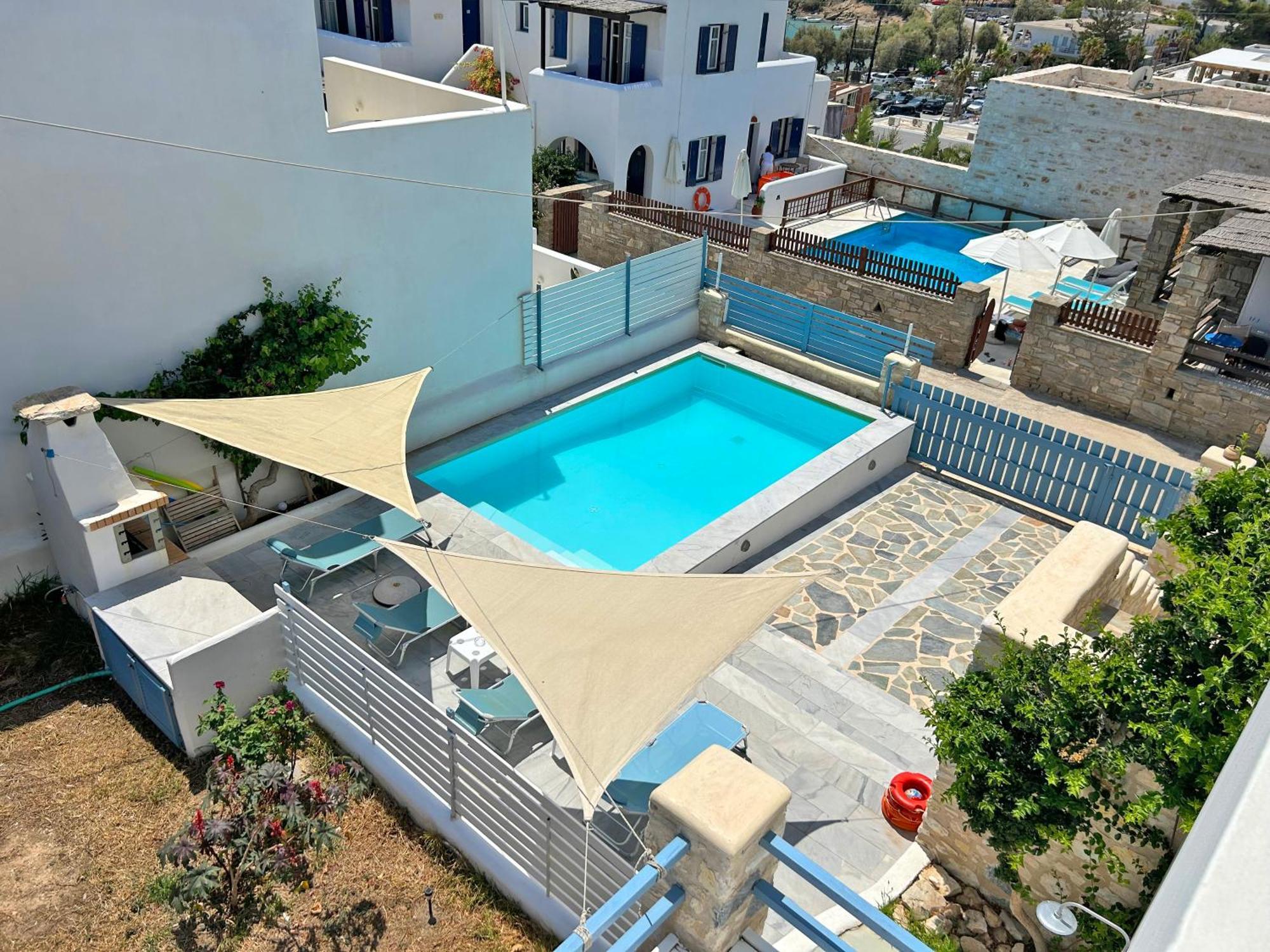 Villa Danae - Seaside Villa With Pool & Hot Tub Piso Livadi Exterior photo