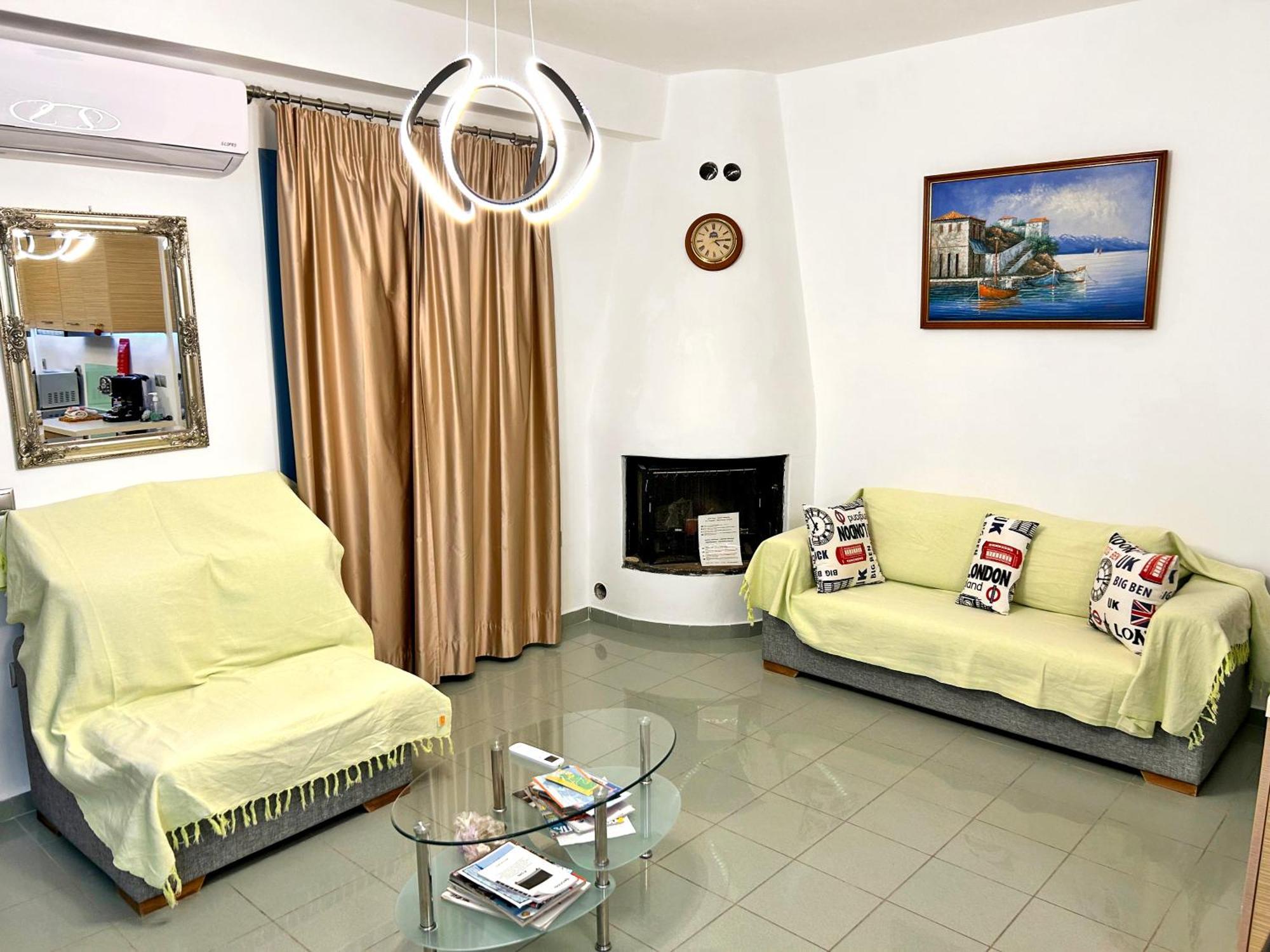 Villa Danae - Seaside Villa With Pool & Hot Tub Piso Livadi Exterior photo